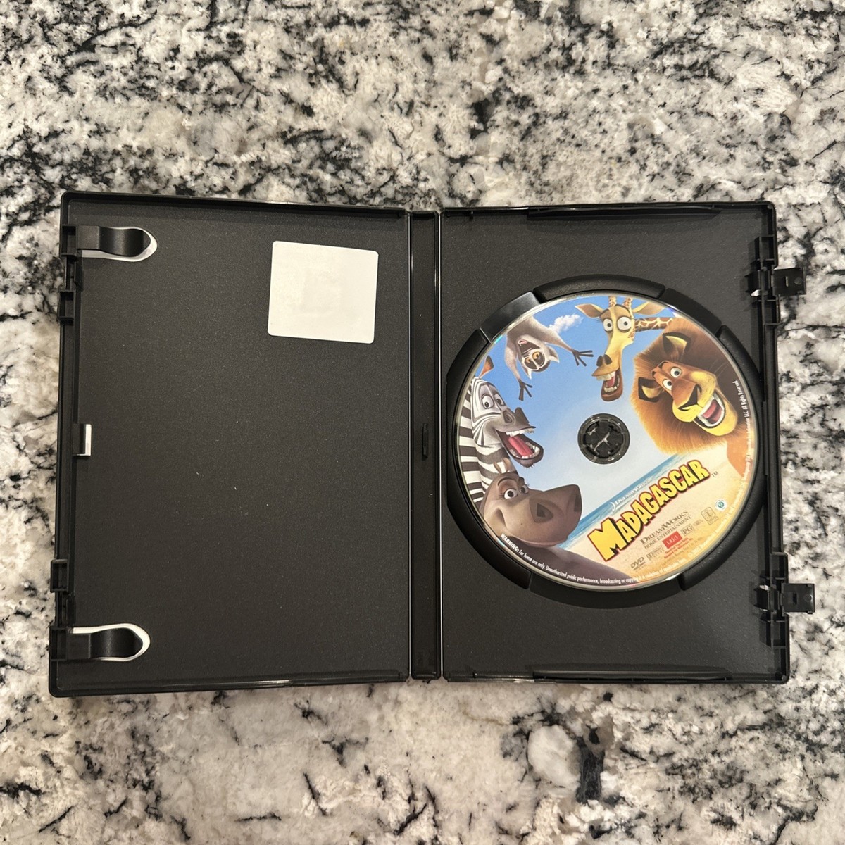Dreamworks Madagascar DVD 2005 Widescreen + The Penguins in a