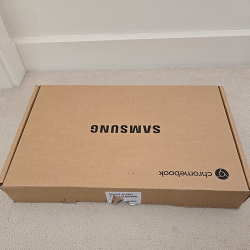 Samsung Chromebook 4 11.6" HD – Intel Celeron N4000 – Platinum Titan - Afbeelding 4 van 4