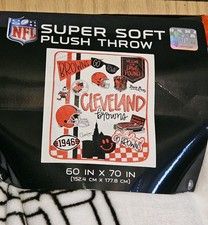 Cleveland Browns NFL 60” x 70” Fan Favorite Royal Plush Blanket 