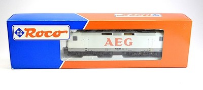 ROCO H0 43996 / Elok BR 143 001-6 ''AEG'' / Digital Sound ESU Loksound 5