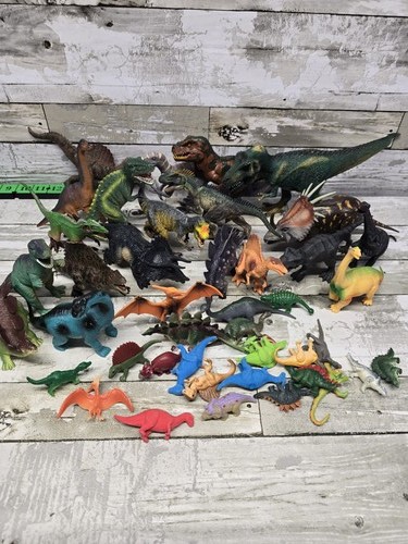 Large Lot of 40+ Dinosaur & Prehistoric Animal Figures Schleich Greenbrier Etc.