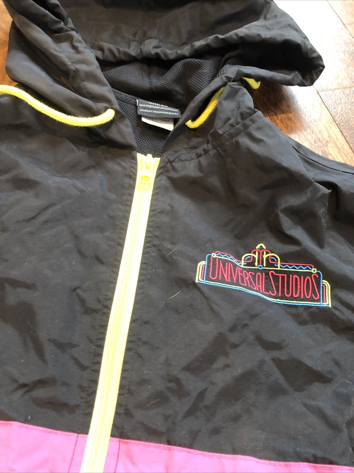 Universal Studios Hooded Jacket Size Small Windbr… - image 3