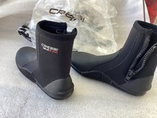 Cressi 5mm ISLA With Soles Boots men Size 10 women 11