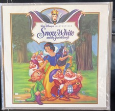 "Snow White and the Seven Dwarfs" Laserdisc LD - Walt Disney Masterpiece
