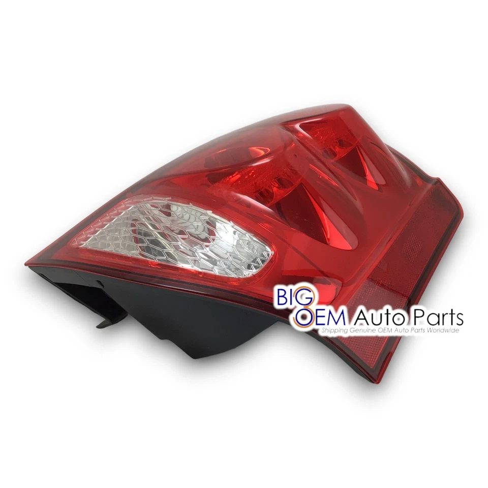 Luz trasera lateral para pasajero 11-20 Dodge Grand Caravan 12-15 RAM C/V 5182534AF Foto 4 de 4