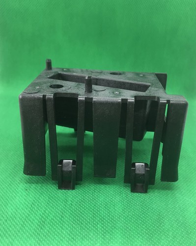 Tesla Model 3 2017-2021 Bracket Radar Y160 1108648-00-E NEW OEM - Foto 5 di 5