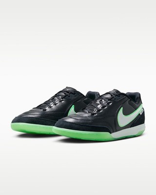 HQ7017-001 HQ7017-001 Nike Tiempo Streetgato Black/Illusion Green (Men's)