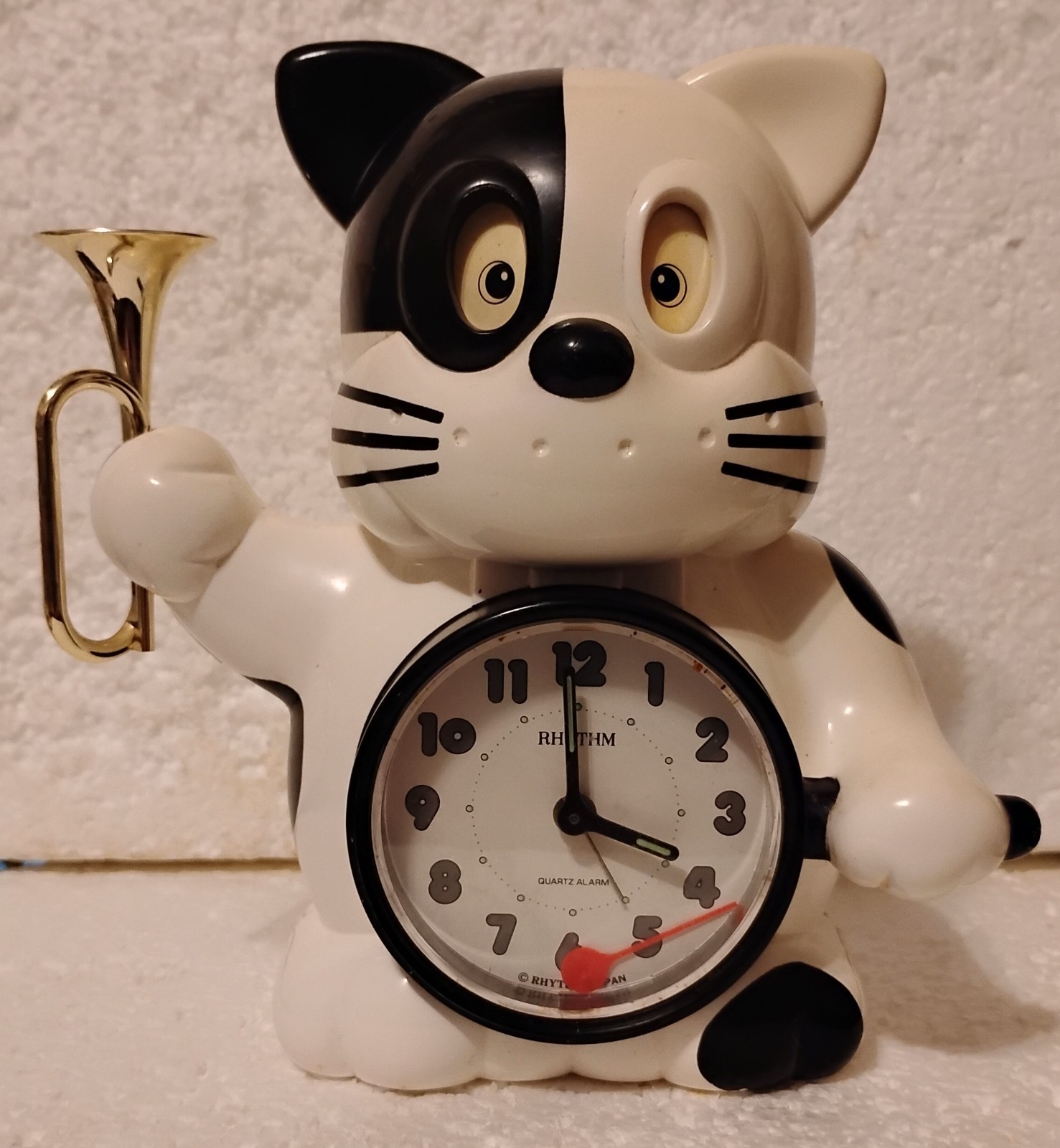 Vtg Rhythm Trumpet Cat Alarm Clock Japan Quartz Works, Rare Black & White Design