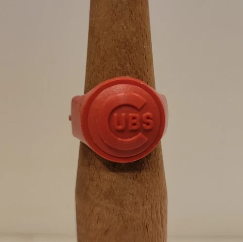 Vintage 1960s Chicago Cubs Baseball MLB Plastic Logo Ring Cereal Premium