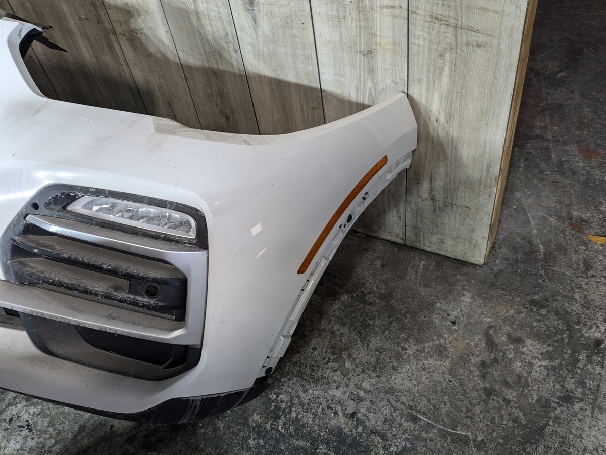 19-23 OEM BMW G05 X5 Front Bumper Cover w/ Griiles & Lower
