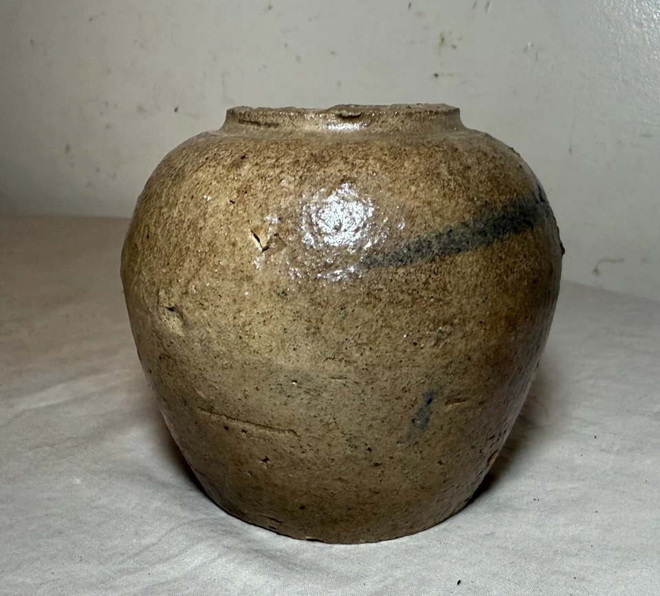 Antique early 19th century blue washed glaze Chinese pottery ginger jar pot - Image 3 of 4