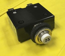 circuit-breaker-25-amp-pushbutton-thermal-reset-switch-w58-style