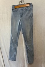 Levi  s 311 Shaping Skinny Jeans Women  s 28x30 Light Wash Stretch Denim