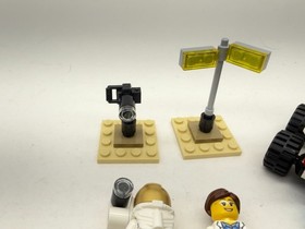 LEGO CITY: Space Starter Set (60077) 100% Complete with Instructions