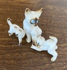 Porcelain  siamese vintage cat figurines/sapphire eyes — photo 1