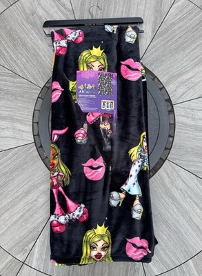 BRATZ Dolls Plush Halloween Throw Blanket 50x70 Jade,Cloe,Sasha & Yasmin   New