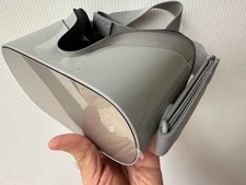 Meta Oculus Go Virtual Reality Headset 32GB Gray, Standalone