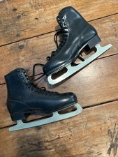 CCM Pirouette Ice Skates - Men s Size 11 never Used .