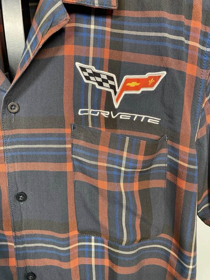 Camisa Para Hombre Corvette GM Botón TALLA MEDIANA M Cuadros Clásica Manga Corta Foto 2 de 4