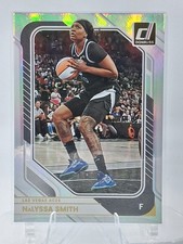 2026 Donruss WNBA #41 NaLyssa Smith Holo