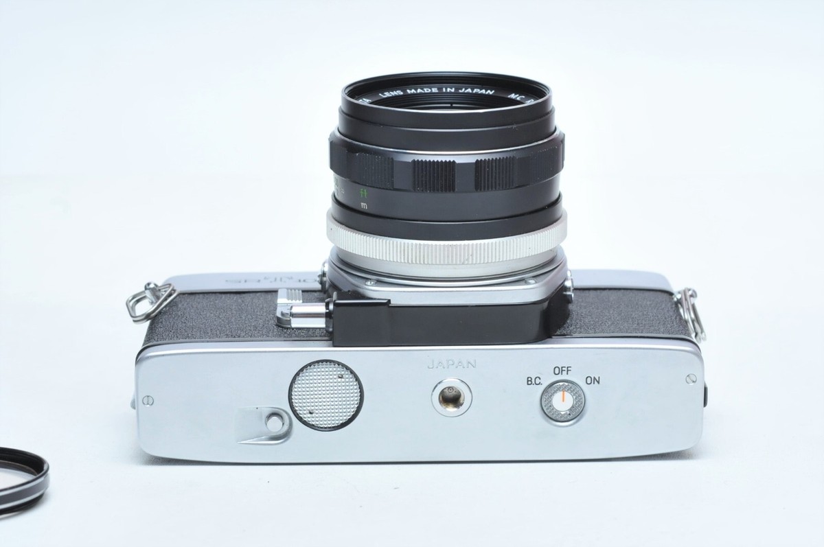Minolta SRT 101 Film SLR Camera with Minolta 50mm f/1.7 Lens