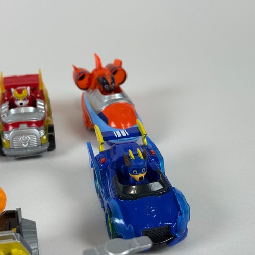 Figura de acción Paw Patrol True Metal Diecast 9 Diecast Cars Chase Zuma y más - Imagen 6 de 9
