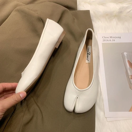 Flache elegante Tabi Damenschuhe flache bequeme weibliche Halbschuhe mit geteilter Zehenpartie - Bild 5 von 18