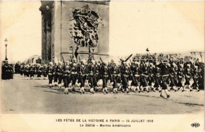 CPA PARIS Les fetes de la Victoire. Le Defile. Marins Americains (562797)
