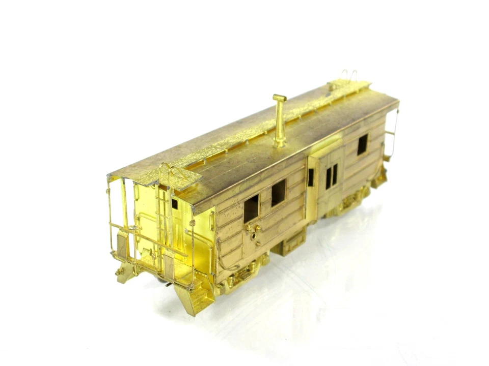 N Scale BRASS ***Milwaukee Road*** Bay Window Caboose -- Overland OMI-1185, Ajin - Image 3 of 4