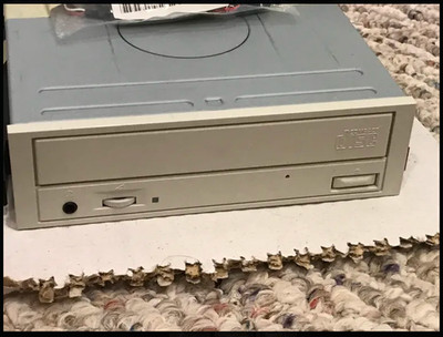 CD Rom Drive. Maker LG. Year 1999. Compact Disk Drive. UnTested.