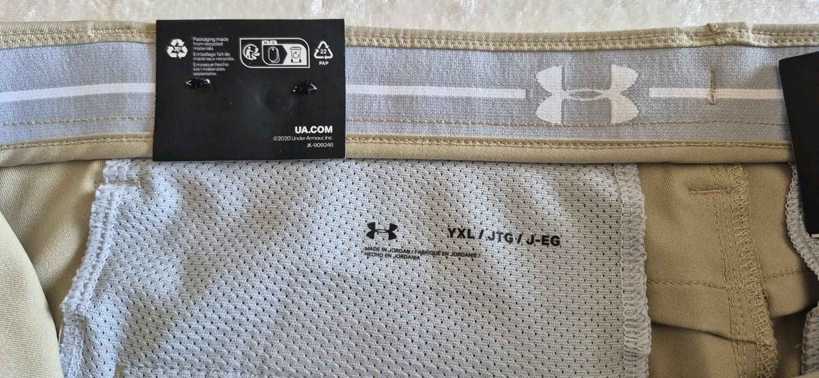 Under Armour Boys Beige Golf Chino Shorts Lightweight Polyester Regular Fit YXL thumbnail 6