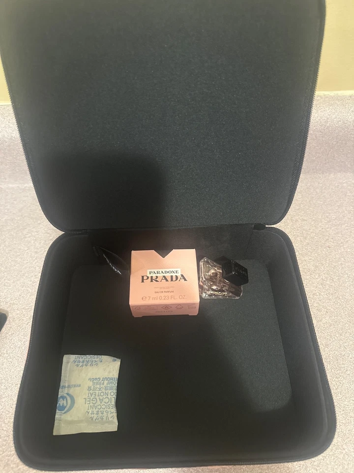 Bolso de Maquillaje PRADA BEAUTY Rosa Negro Bolsa de Cosméticos Bolso sin asas Caja de Belleza Nuevo Foto 4 de 4