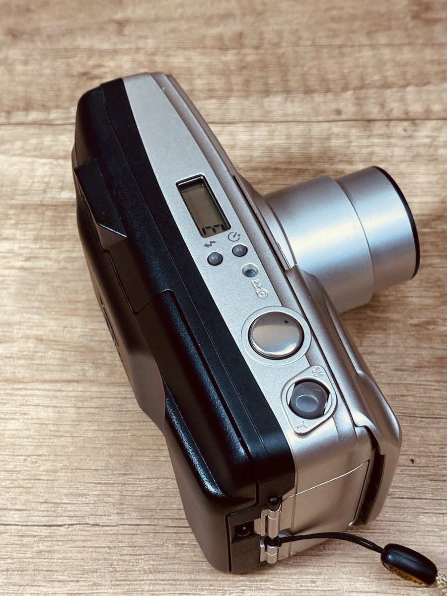 Olympus Super Zoom 70G 35mm Point & Shoot Film Camera From