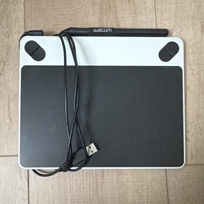 Wacom Graphics Tablet Black/White with Pen and USB Cable, Wired USB Connectivity
