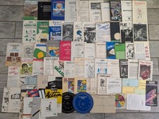 Lot of 80 COMMODORE 64 Manuals - Catalogs - Warranty Cards - Code Wheels, C64