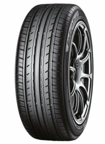 Pneu ete 195 60 R15 88H Yokohama Bluearth Es32 pour berline et citadine
