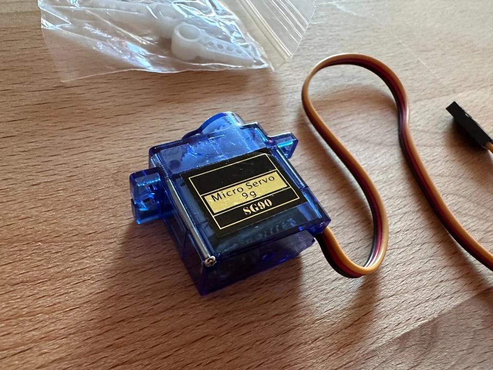 12 Stück SG90 Micro-Servo 9G für RC Flugzeug Hubschrauber Auto Schiff Arduino - Bild 4 von 4