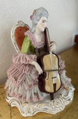 Dresden VINTAGE Porcelain & Lace Woman Playing Cello