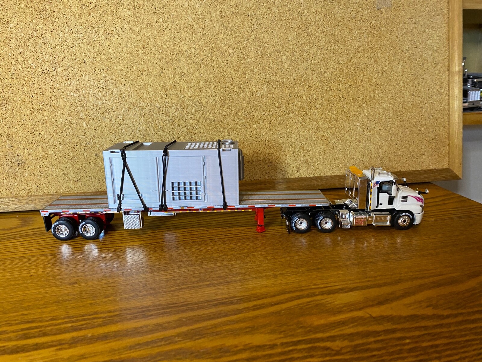 CUSTOMIZED 1/64 DCP MACK GRANITE & DCP 53 FOOT FLATDECK TRAILER & GENERATOR LOAD