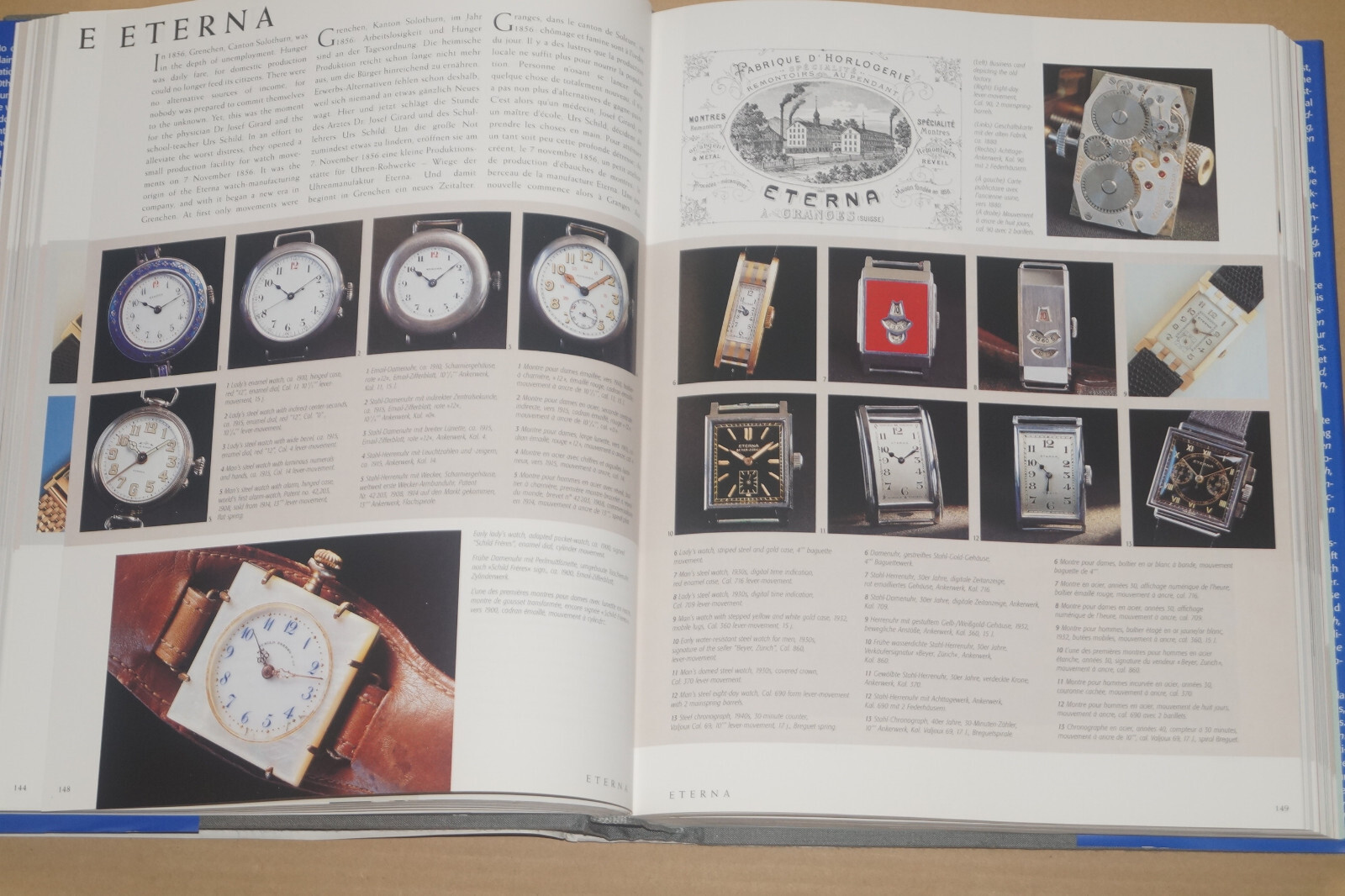 Wristwatches/Armbanduhren/MontresBracelets Time on Your Wrist Buch