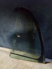 Quarter 1/4 Window Glass 2003 Crown Vic Grand Marquis Driver Left Carlite 92/11