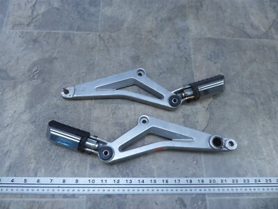 1983 Honda CB550SC Nighthawk H613-2. rear passenger foot pegs and brackets mount