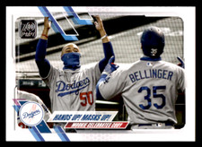 2021 Topps Hands Up! Masks Up!    #303 Los Angeles Dodgers