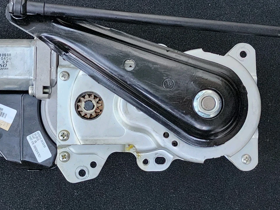 2009-2015 Toyota Venza Rear Liftgate Tailgate Hatch Power Lid Motor Assembly  - Image 4 of 4