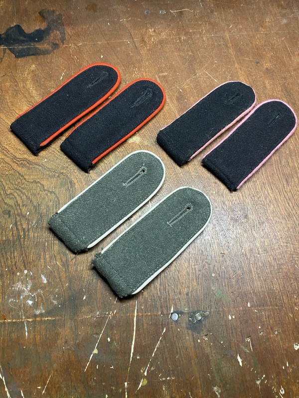 Lot Of 3 Sets Of WW2 German Shoulder Boards Panzer, Arty, Infantry