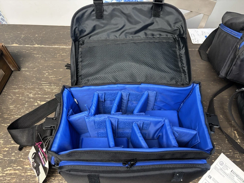  A pair of SEARING Carring Case / SLR for DSLR-SLR Cameras and Accessories. - Image 4 of 4