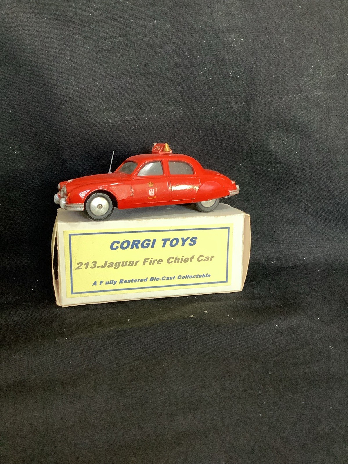 Corgi 213, Jaguar Fire Chief's Car - Free Price Guide & Review