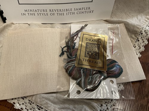 The Drawn Thread 17TH CENTURY MINI SAMPLER Cross Stitch Needlework Kit ~ NEW - Picture 4 of 5