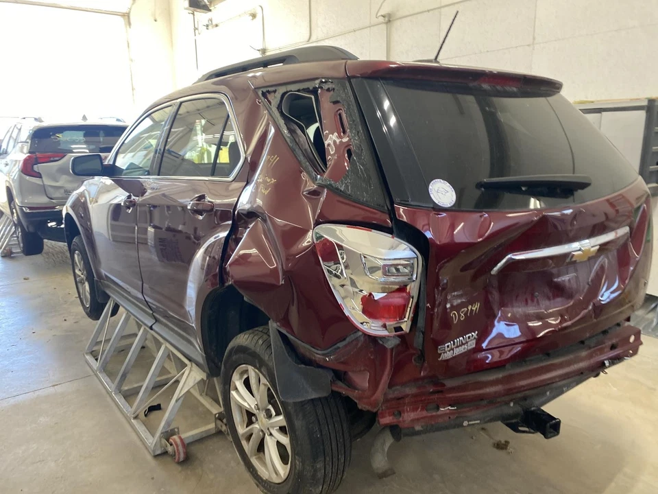 Used Washer Fluid Reservoir fits: 2017 Chevrolet Equinox solid neck Grade A Foto 4 de 4