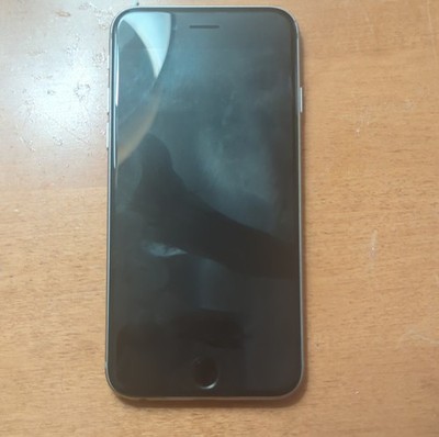 Apple iPhone 6 Gray Wi-Fi Bluetooth Lightning iOS 4.7in Single SIM Bar